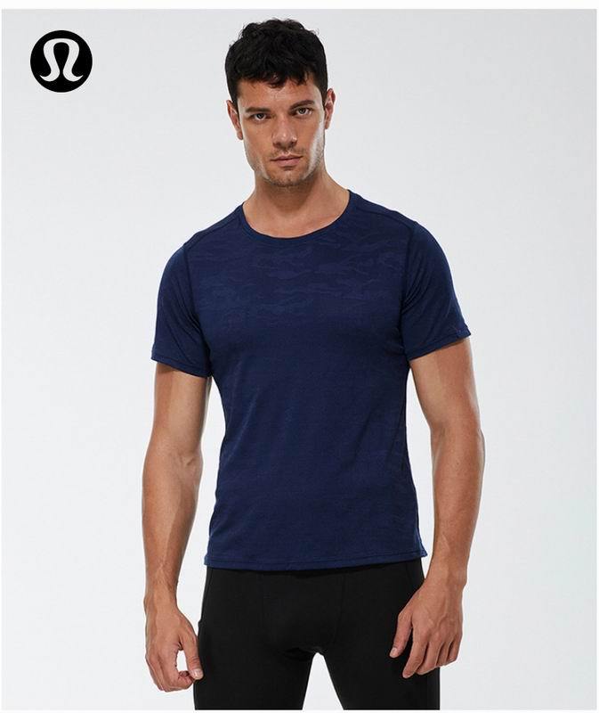 Lululemon Men's T-shirts 93